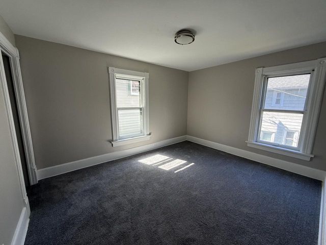 1537 E Irving PLACE, Milwaukee, WI 53202