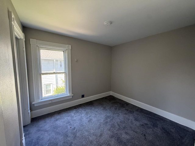 1537 E Irving PLACE, Milwaukee, WI 53202