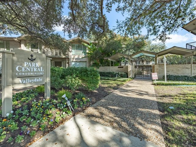 11102 Valleydale Drive A, Dallas, TX 75230