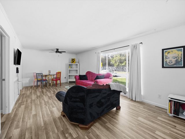 11102 Valleydale Drive A, Dallas, TX 75230