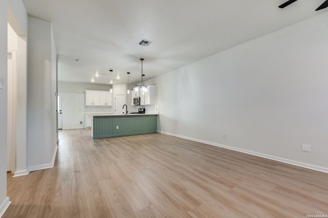 15115 Escalante Pass, Von Ormy, TX 78073