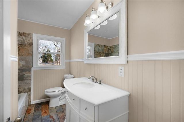 300 Woodland Drive, Calhoun, GA 30701