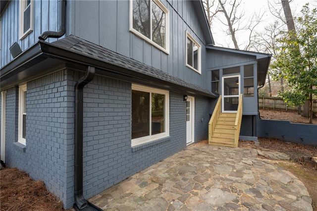 300 Woodland Drive, Calhoun, GA 30701