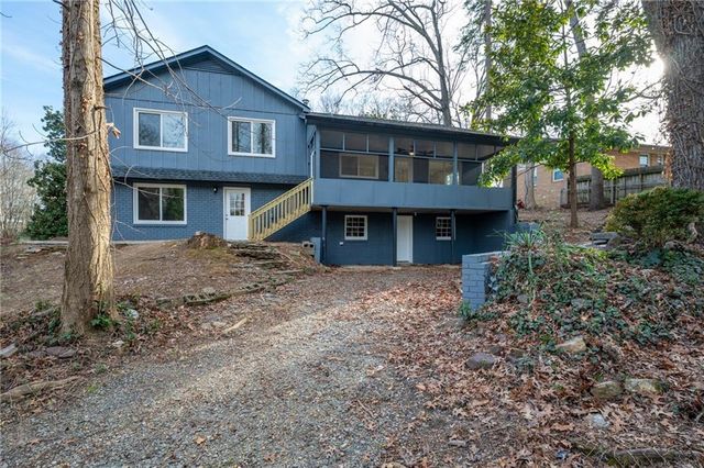 300 Woodland Drive, Calhoun, GA 30701
