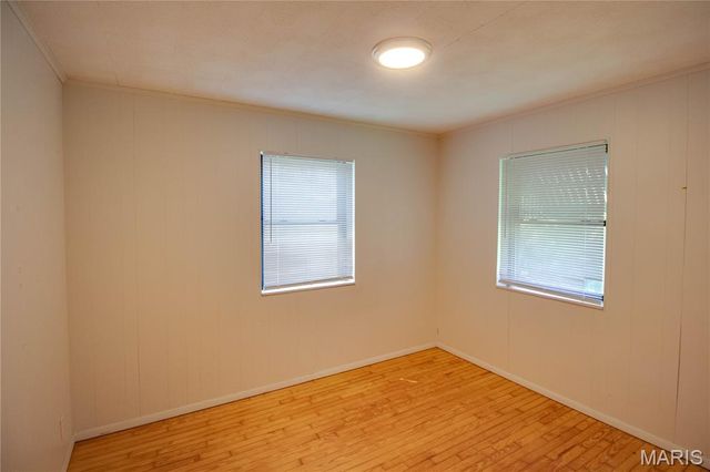 194 S Pence Street, East Alton, IL 62024