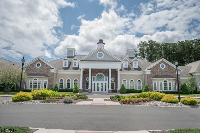 5107 Veterans Dr, Rockaway Twp., NJ 07885