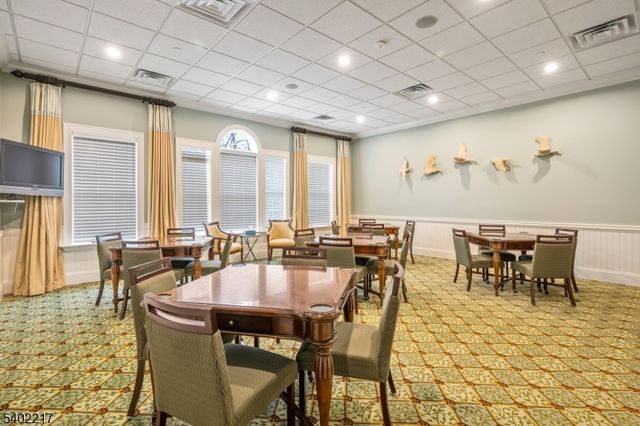 5107 Veterans Dr, Rockaway Twp., NJ 07885