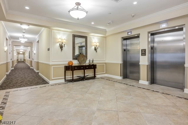 5107 Veterans Dr, Rockaway Twp., NJ 07885