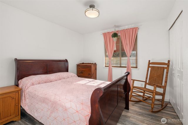 5916 187th Lane SW, Rochester, WA 98579