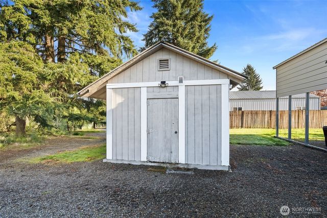 5916 187th Lane SW, Rochester, WA 98579