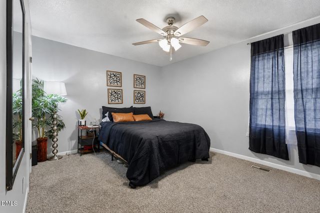 3366 Vardaman Avenue 3366, Hope Mills, NC 28348