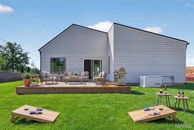 11901 Santino Court, St Louis, MO 63141