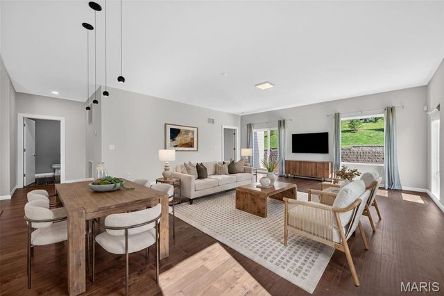 11901 Santino Court, St Louis, MO 63141