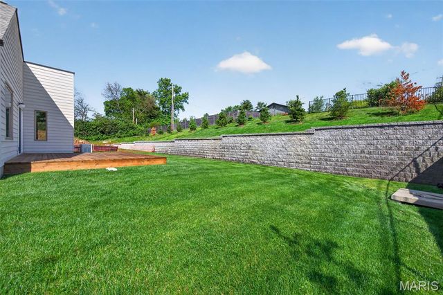 11901 Santino Court, St Louis, MO 63141