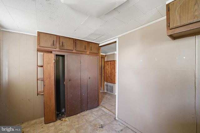 24 ELM ST, Salem, NJ 08079