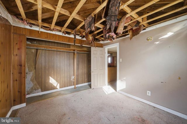 24 ELM ST, Salem, NJ 08079