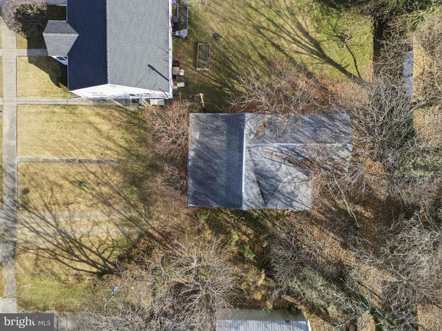 24 ELM ST, Salem, NJ 08079