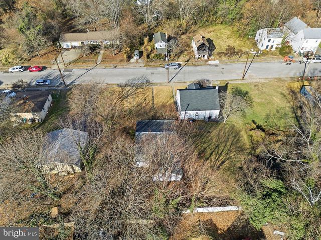 24 ELM ST, Salem, NJ 08079