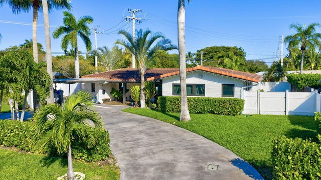 2601 NE 8th Court, Pompano Beach, FL 33062