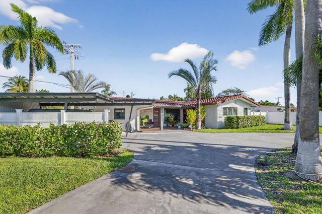 2601 NE 8th Court, Pompano Beach, FL 33062