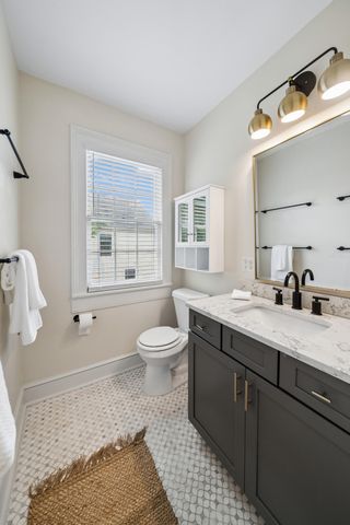 1 Ducs Court, Charleston, SC 29403