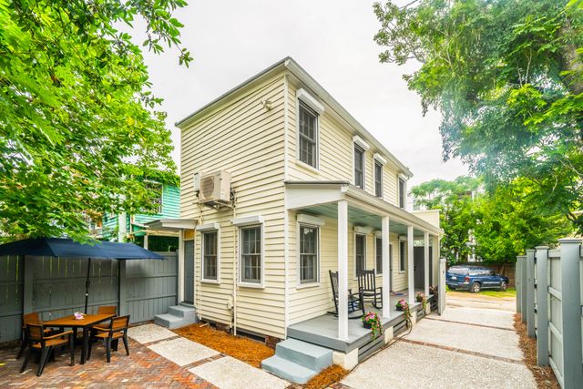 1 Ducs Court, Charleston, SC 29403