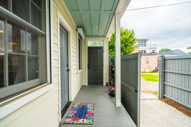 1 Ducs Court, Charleston, SC 29403