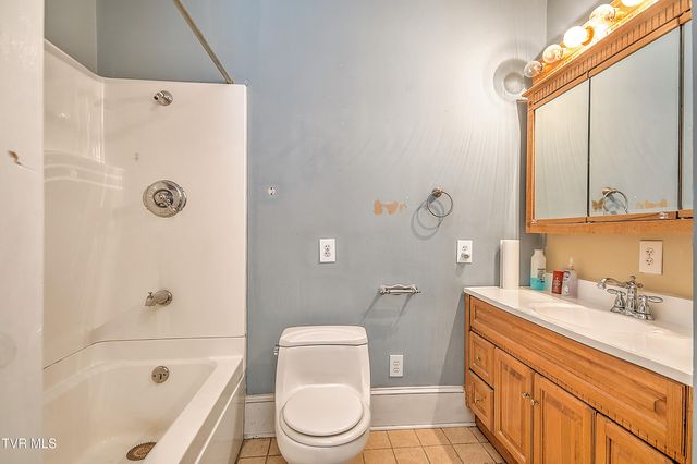 1605 West Mary Street, Bristol, VA 24201