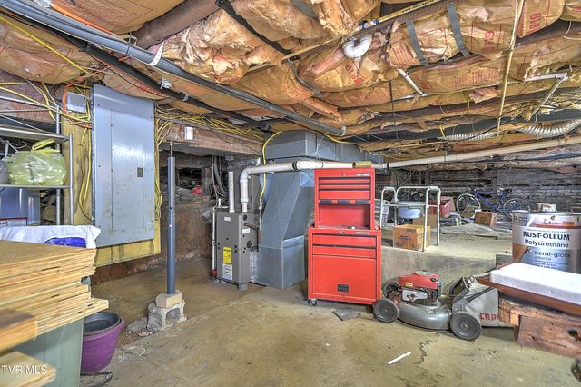 1605 West Mary Street, Bristol, VA 24201