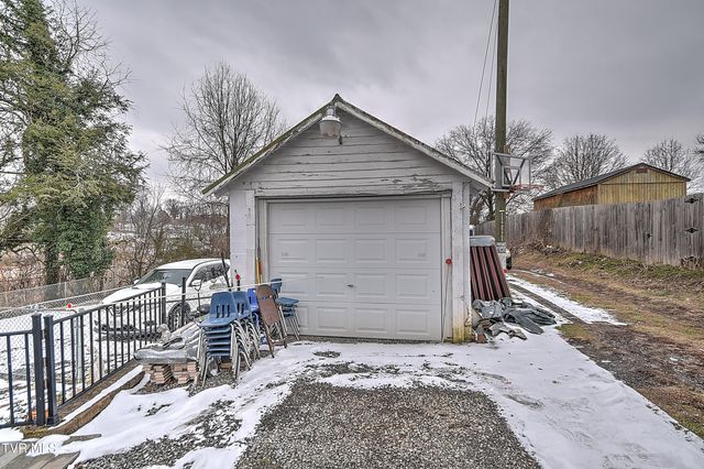 1605 West Mary Street, Bristol, VA 24201