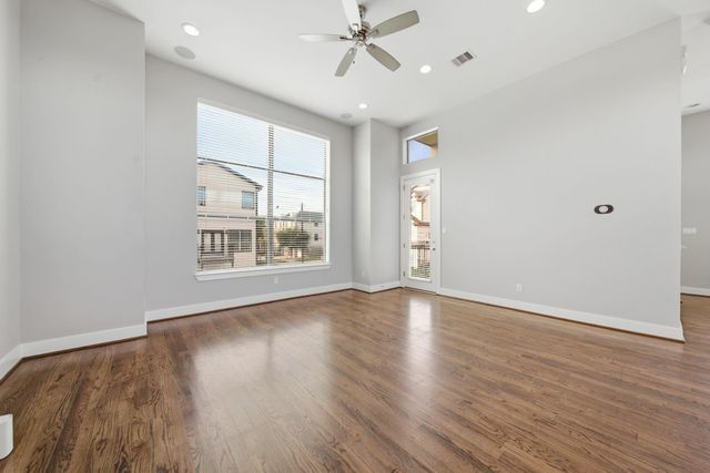 1814 Thompson Street, Houston, TX 77007