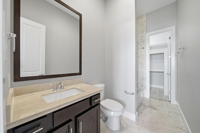 1814 Thompson Street, Houston, TX 77007