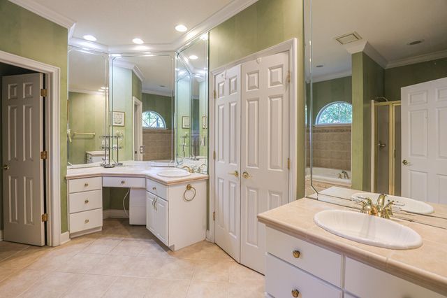 1001 Lakeview Drive, Paducah, KY 42003