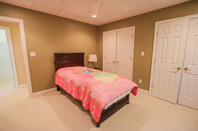 1001 Lakeview Drive, Paducah, KY 42003