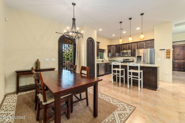 5670 W Triangle X Place, Tucson, AZ 85713