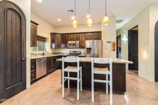 5670 W Triangle X Place, Tucson, AZ 85713