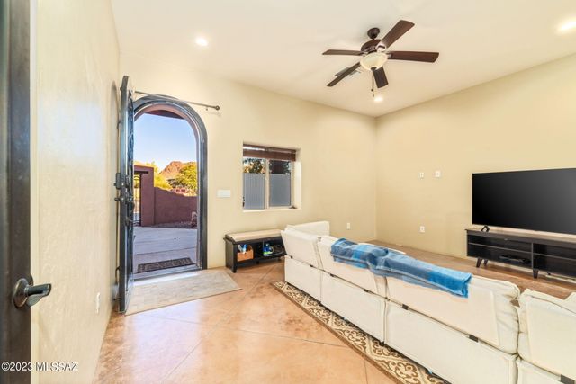 5670 W Triangle X Place, Tucson, AZ 85713