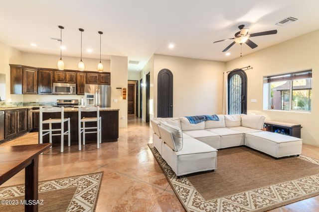 5670 W Triangle X Place, Tucson, AZ 85713