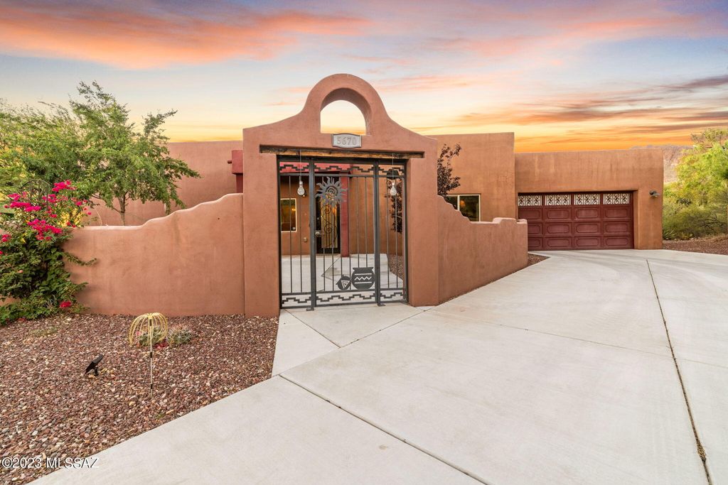 5670 W Triangle X Place, Tucson, AZ 85713