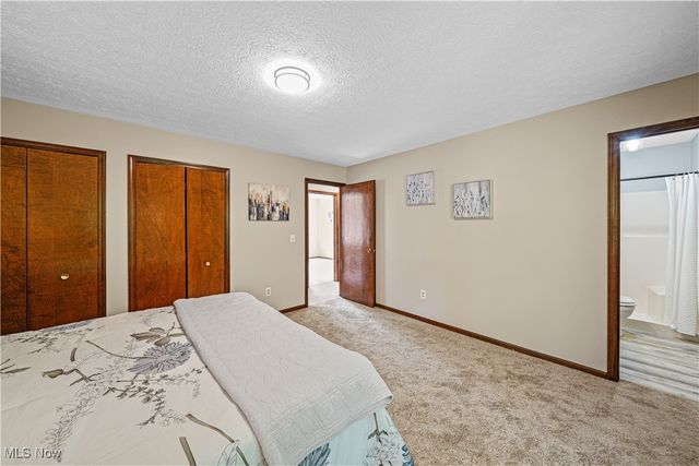 1041 Fronek Drive, Streetsboro, OH 44241