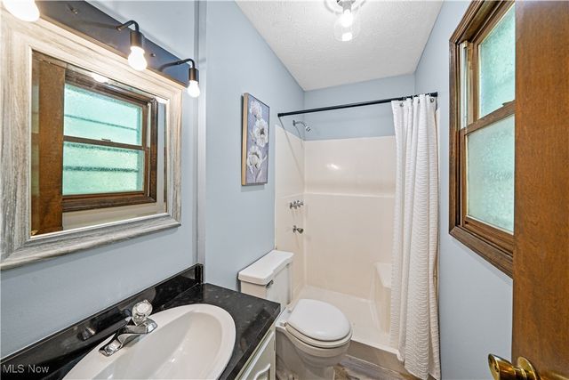 1041 Fronek Drive, Streetsboro, OH 44241