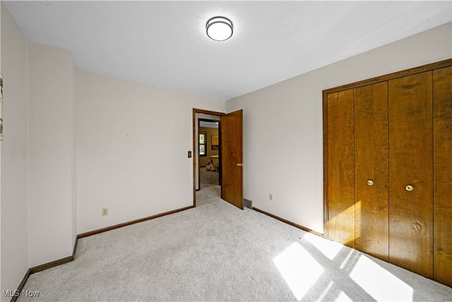 1041 Fronek Drive, Streetsboro, OH 44241