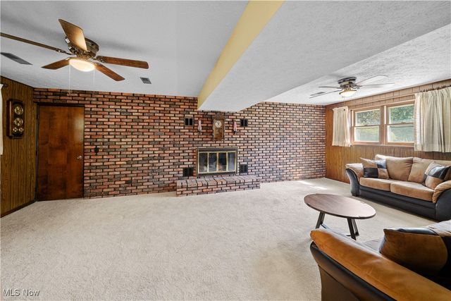 1041 Fronek Drive, Streetsboro, OH 44241