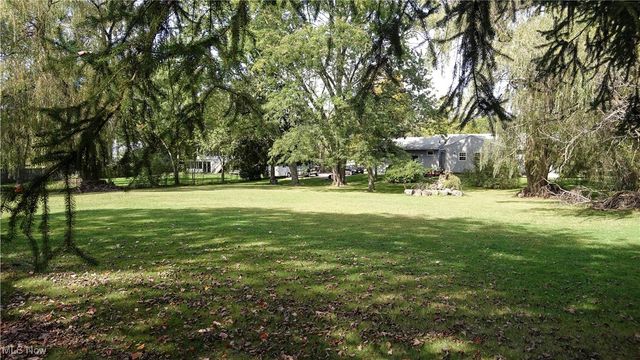 1041 Fronek Drive, Streetsboro, OH 44241