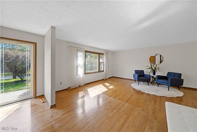 1041 Fronek Drive, Streetsboro, OH 44241