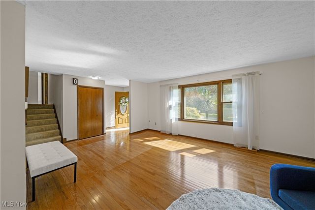 1041 Fronek Drive, Streetsboro, OH 44241