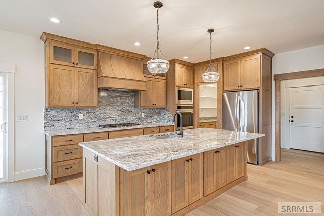 601 Sequoia Ct, Shelley, ID 83274