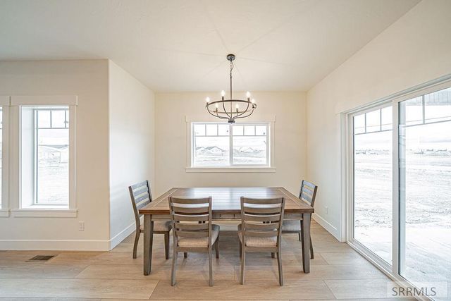 601 Sequoia Ct, Shelley, ID 83274