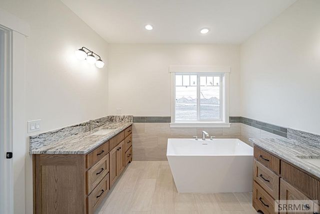 601 Sequoia Ct, Shelley, ID 83274