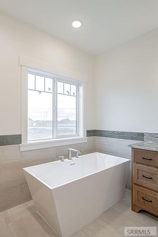 601 Sequoia Ct, Shelley, ID 83274